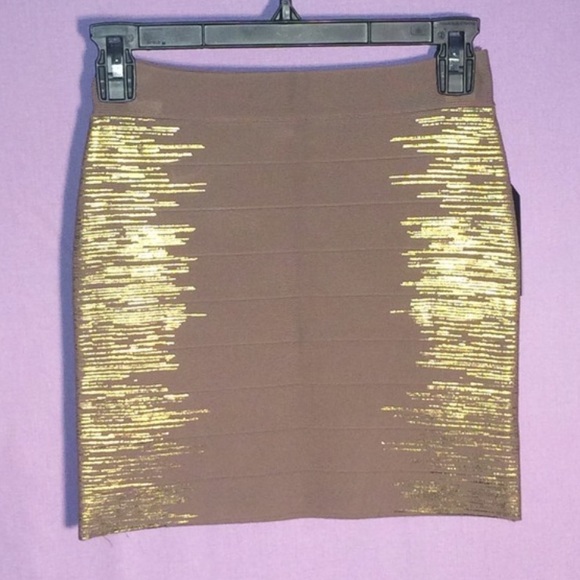 Guess skirt - Picture 2 of 4